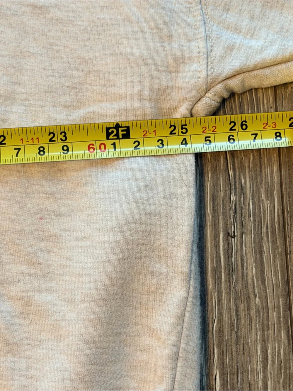 VTG feel super soft sweatshirt. Lake Life graphic. - Picture 8 of 8